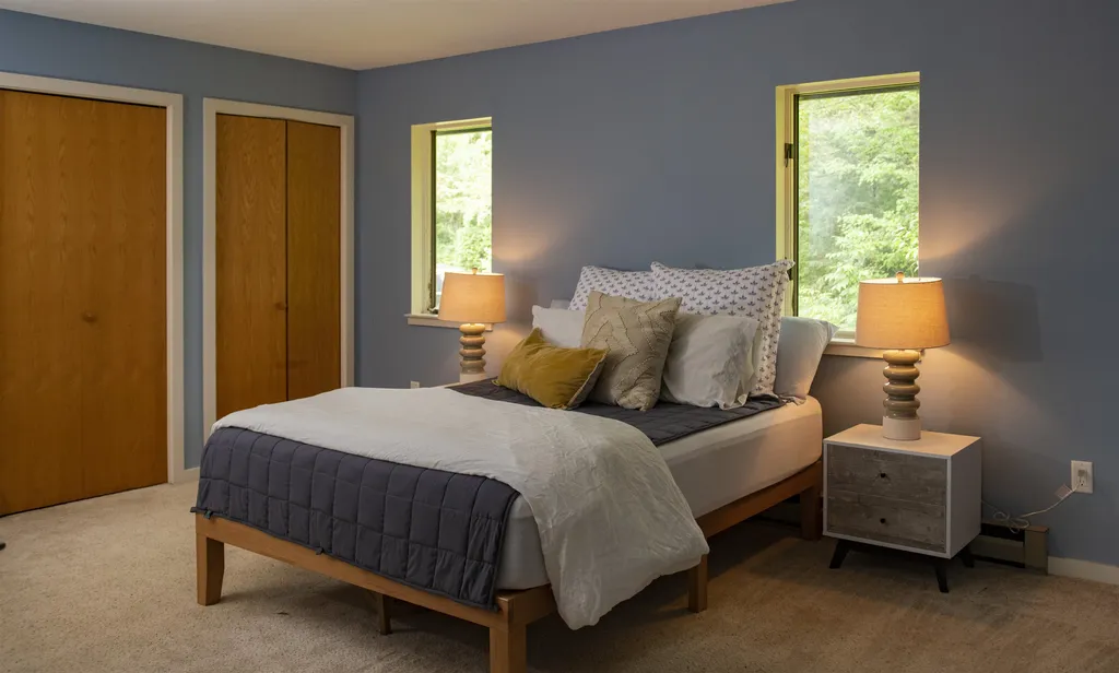 388 Alden Partridge Road Hartford VT 05059