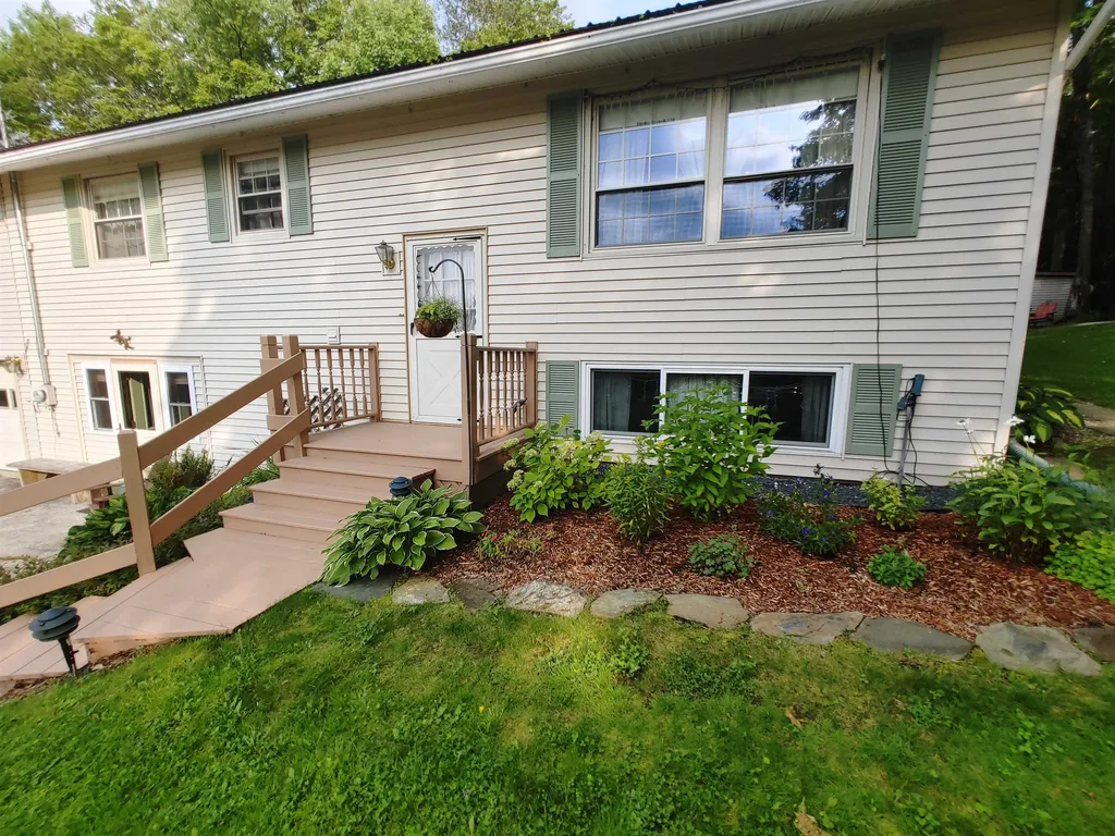 114 Silver Circle Barre Town VT 05641