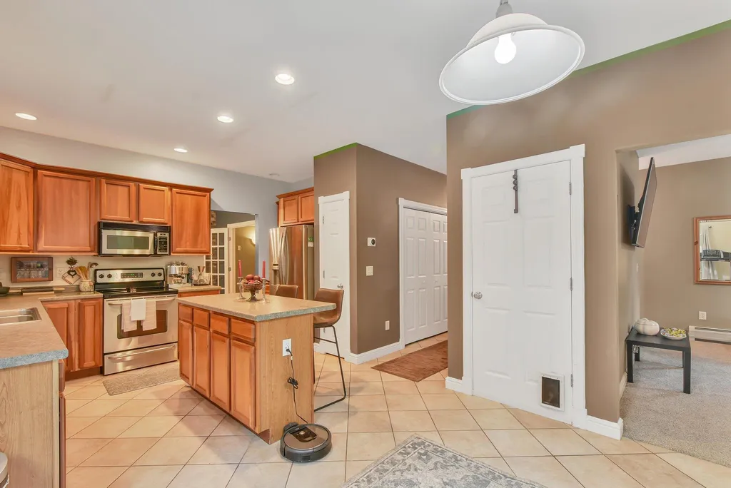 11 Kendra Drive Milton VT 05468