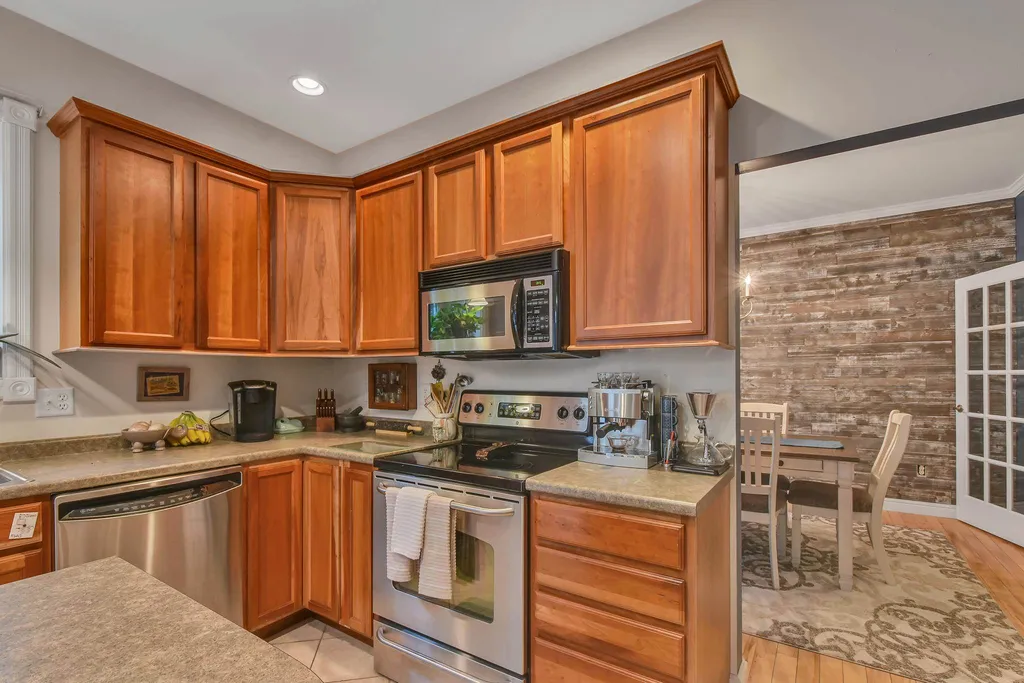 11 Kendra Drive Milton VT 05468