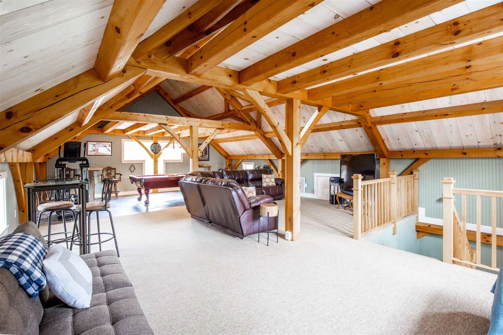 24 Dew Point Lane Center Harbor NH 03254