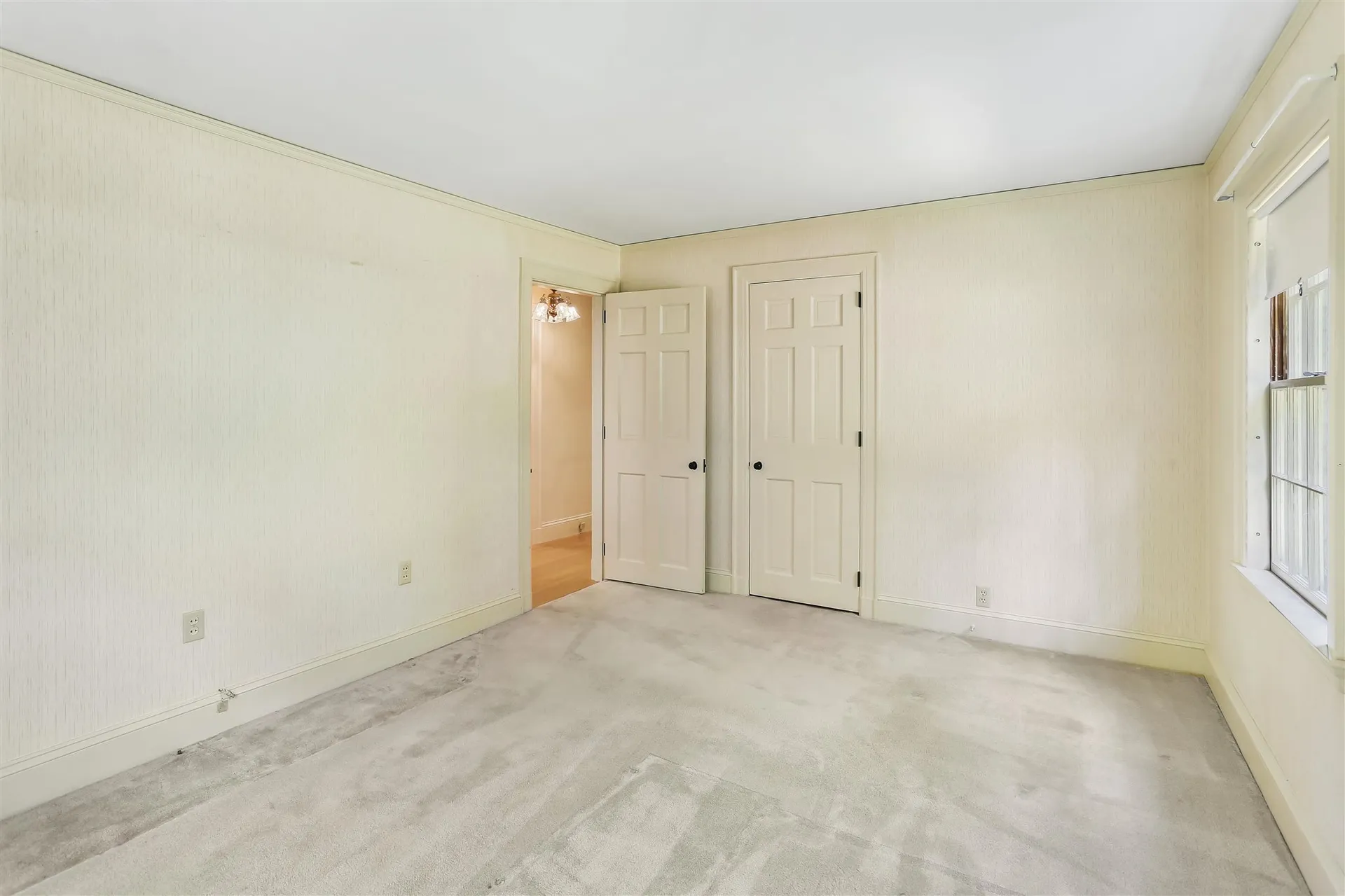 592 Main Street Claremont NH 03743