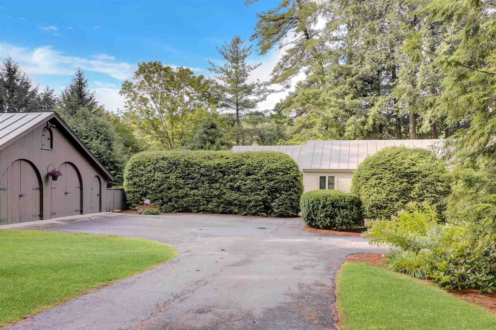 592 Main Street Claremont NH 03743