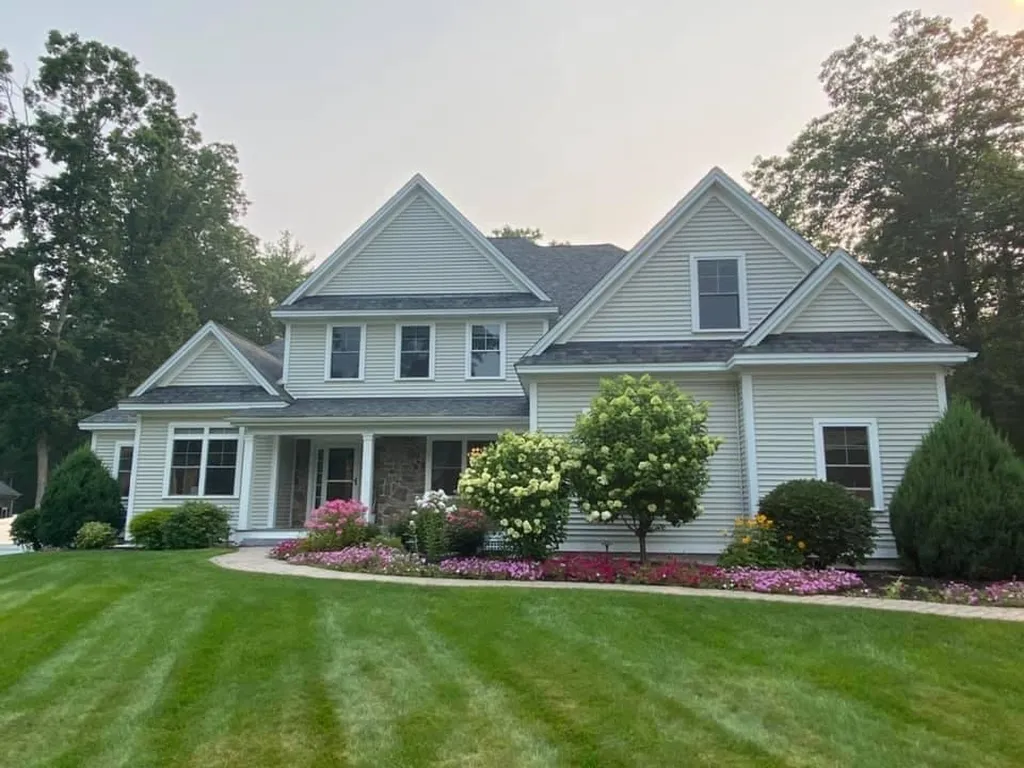 39 Labrador Lane Dover NH 03820