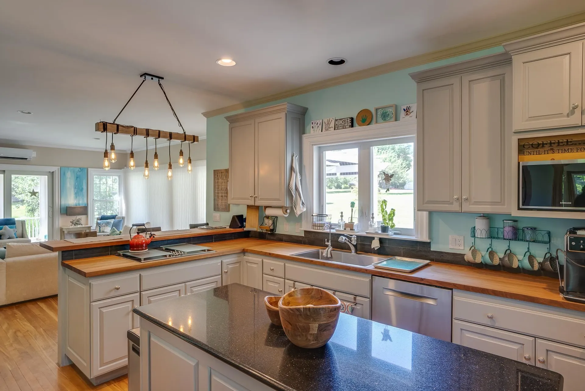 2 Baldwin Place Hampton Falls NH 03844
