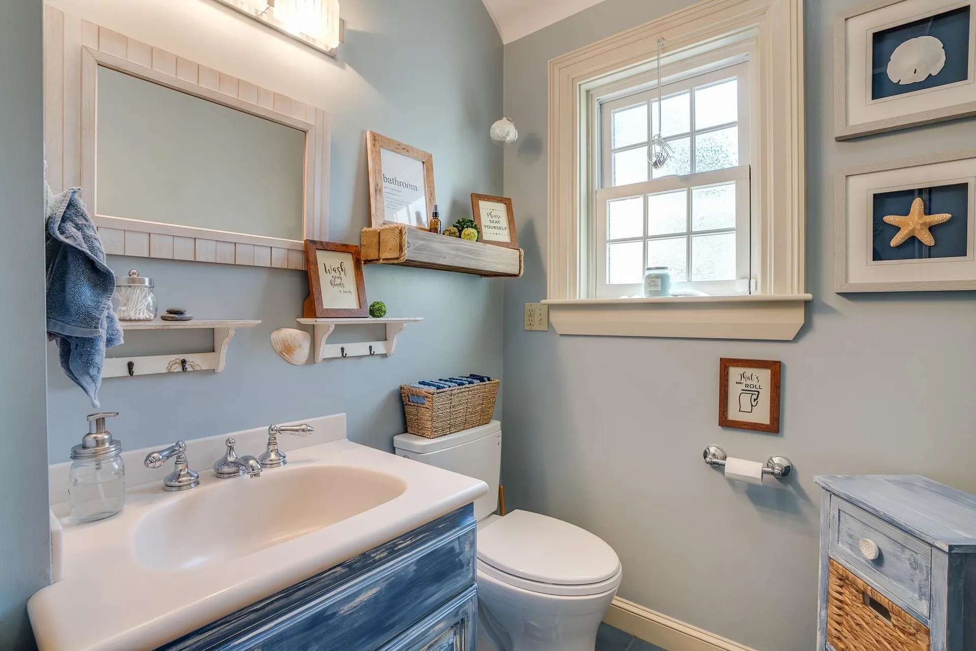 2 Baldwin Place Hampton Falls NH 03844