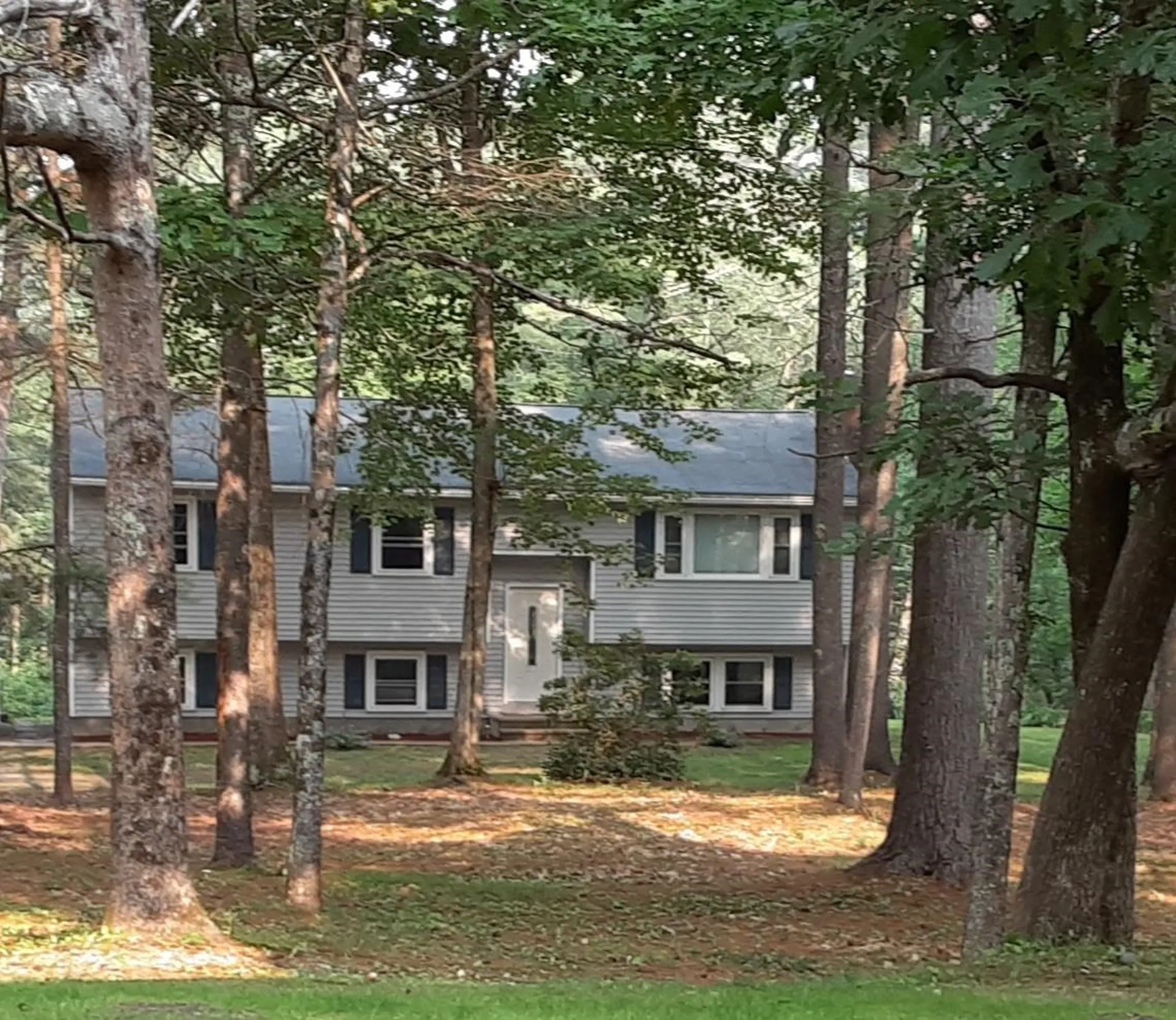 36 Clifton Road Bedford NH 03110