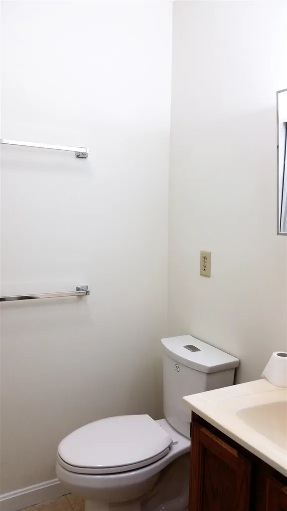 220 Mascoma, 23 Street Lebanon NH 03766