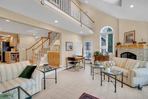 3 Heron Cove Windham NH 03087