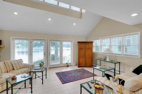 3 Heron Cove Windham NH 03087