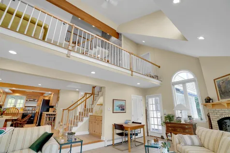 3 Heron Cove Windham NH 03087