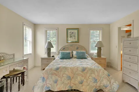 3 Heron Cove Windham NH 03087
