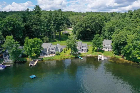 3 Heron Cove Windham NH 03087