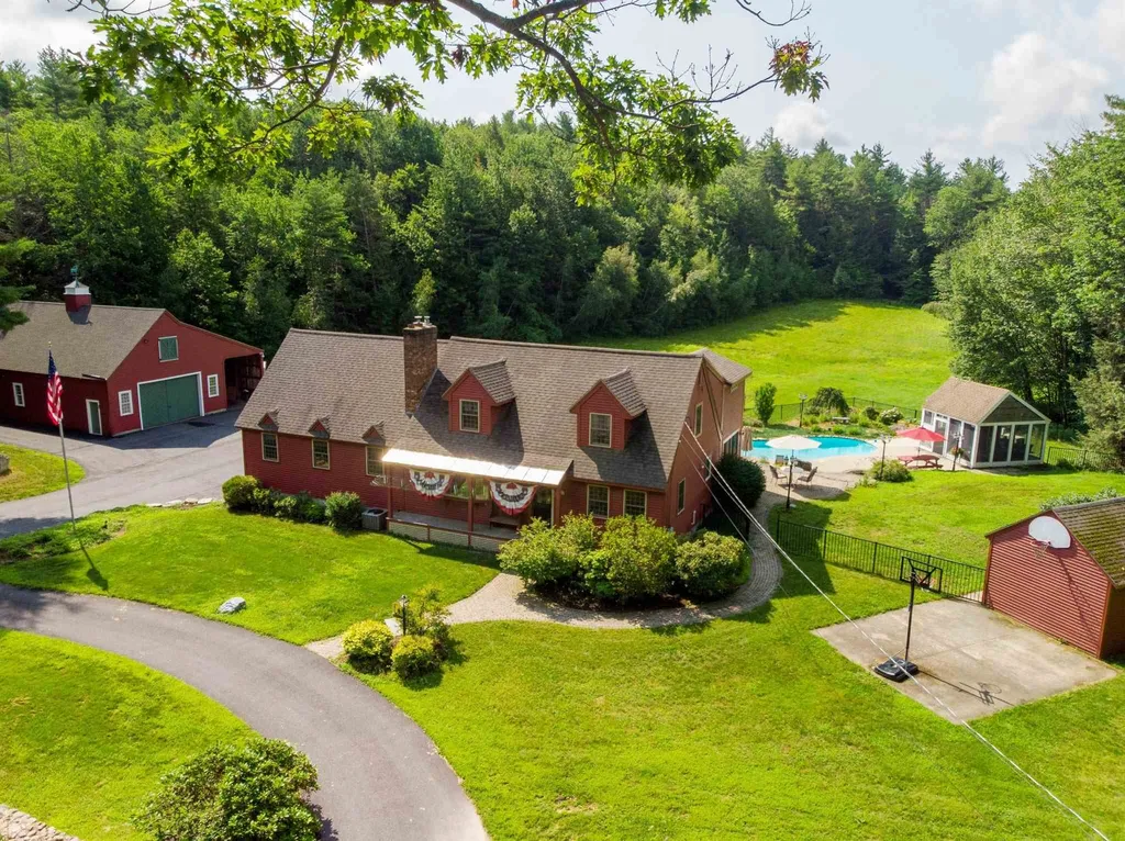 182 Mccurdy Road New Boston NH 03070