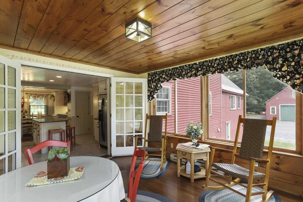 182 Mccurdy Road New Boston NH 03070