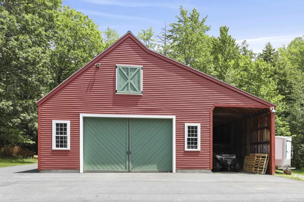 182 Mccurdy Road New Boston NH 03070