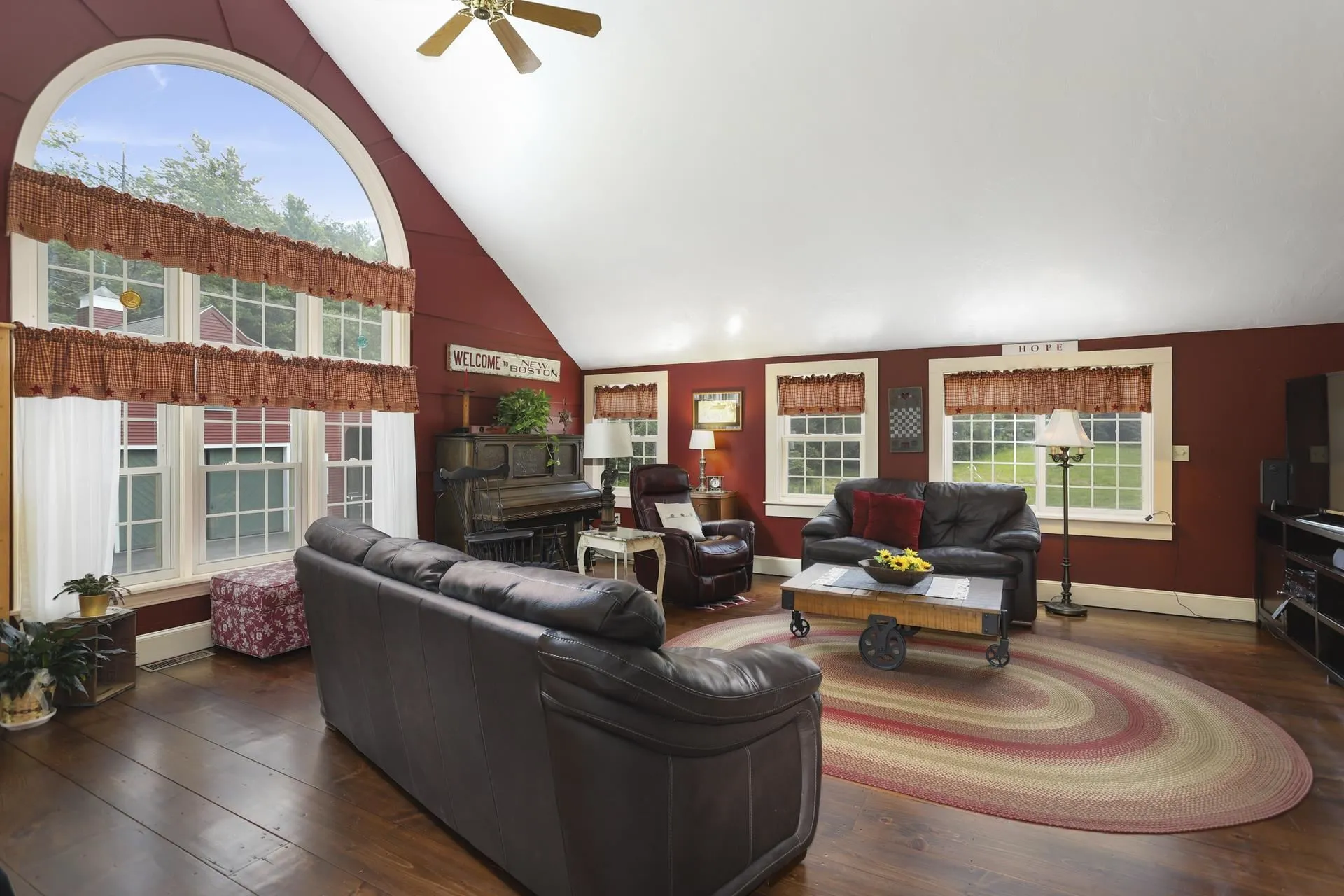 182 Mccurdy Road New Boston NH 03070