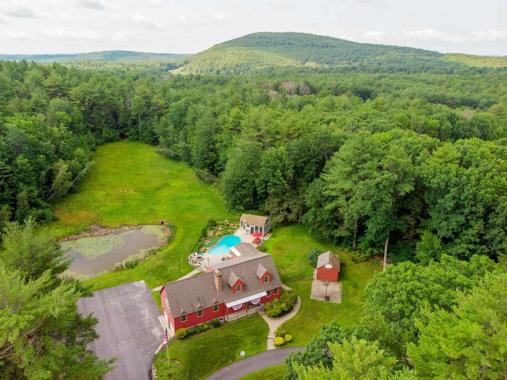182 Mccurdy Road New Boston NH 03070