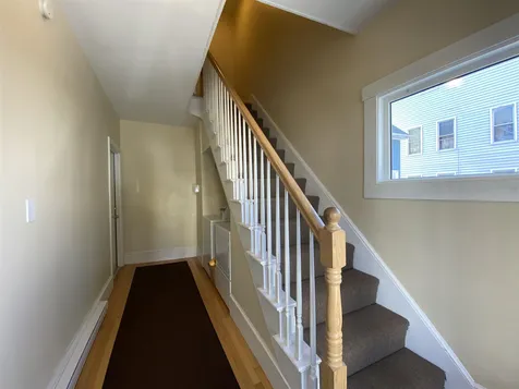 81 Elm Street Nashua NH 03060