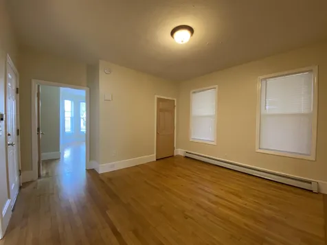 81 Elm Street Nashua NH 03060