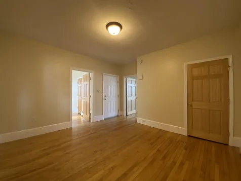 81 Elm Street Nashua NH 03060