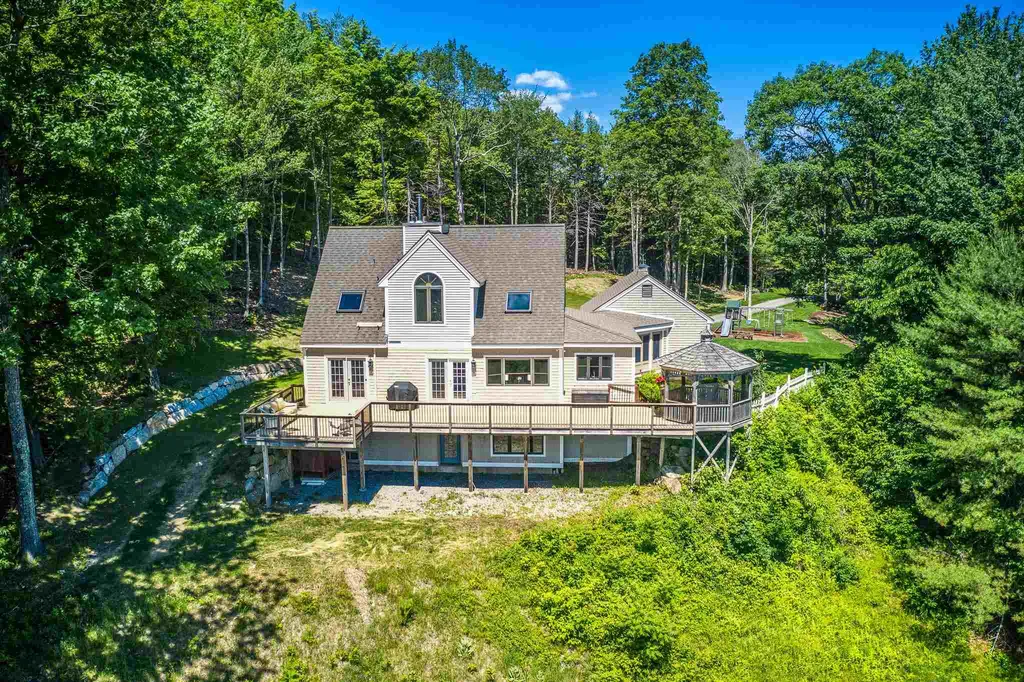 95 Wood Ridge Road Center Harbor NH 03226