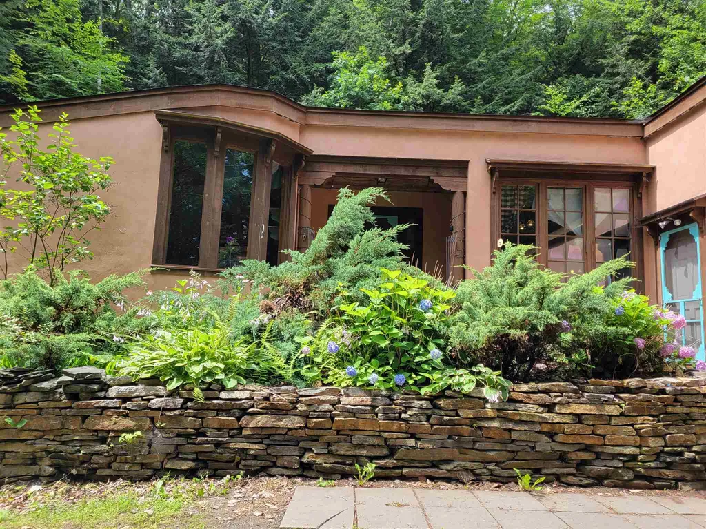 354 Taylor Drive Windsor VT 05089