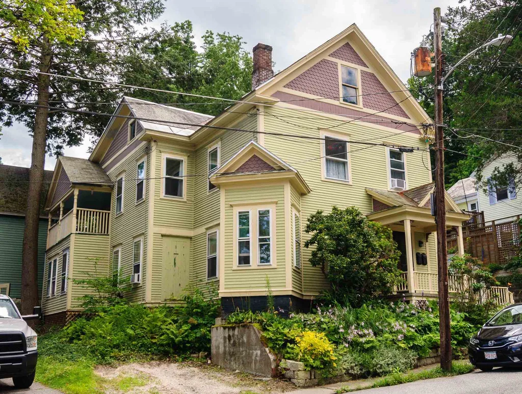 74 Chapin Street Brattleboro VT 05301