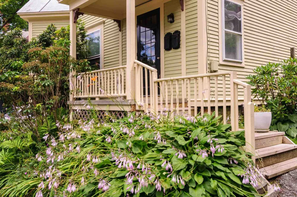 74 Chapin Street Brattleboro VT 05301