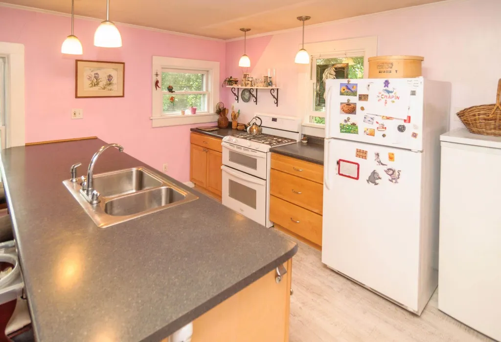 74 Chapin Street Brattleboro VT 05301