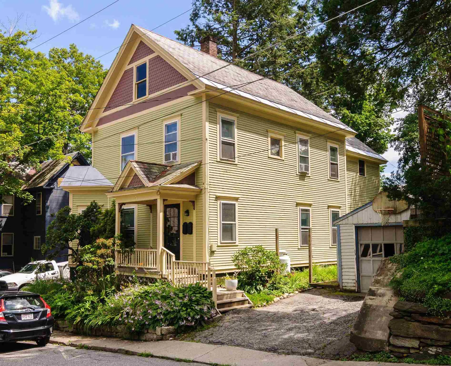 74 Chapin Street Brattleboro VT 05301