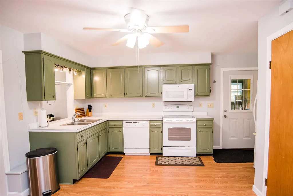 175 Lakeview Drive Shelburne VT 05482