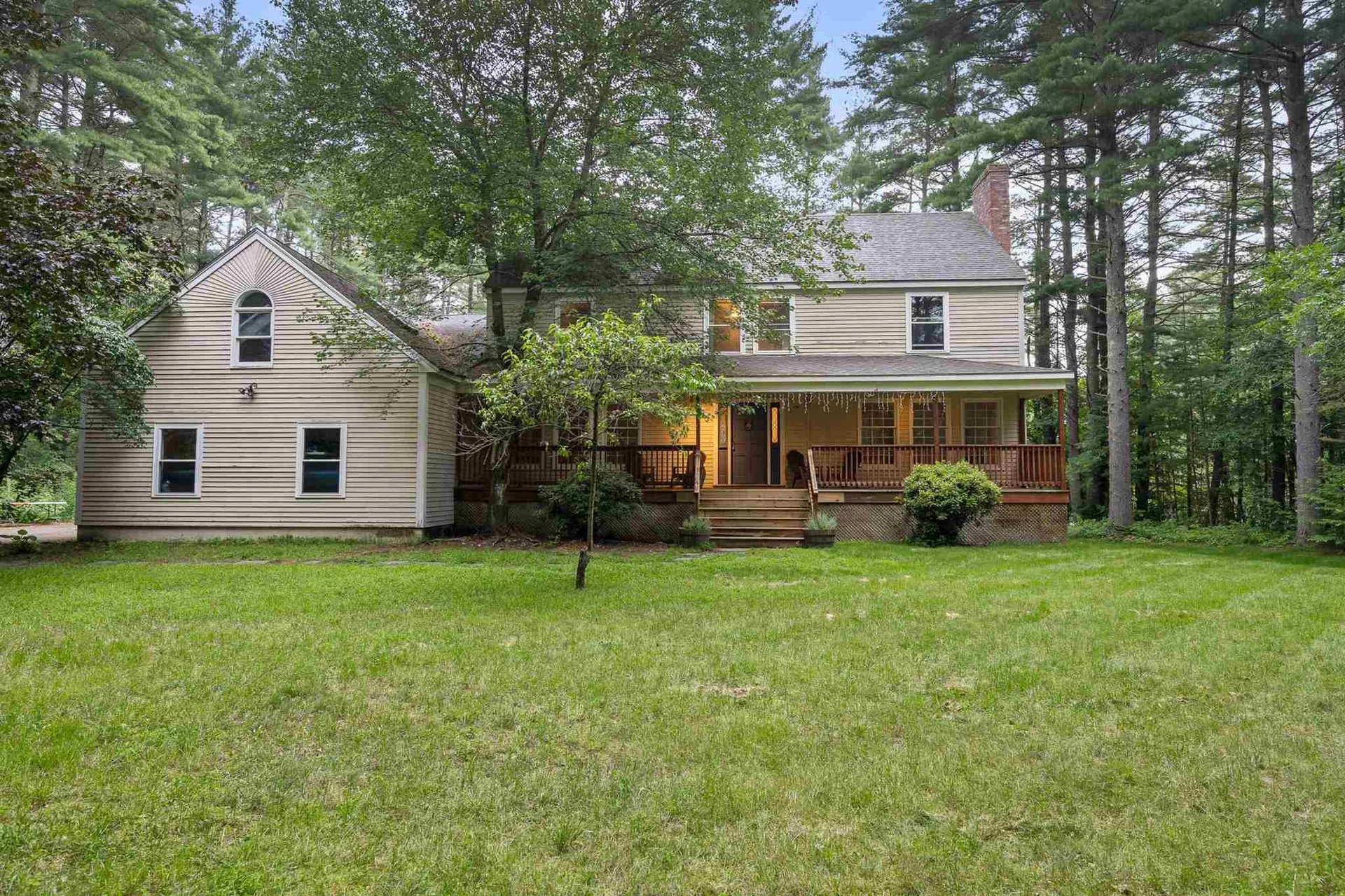 162 Hollis Road Amherst NH 03031