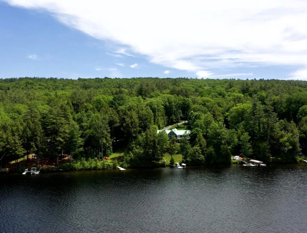 29 Starr Drive Enfield NH 03748