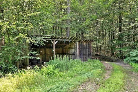 693 Lovers Lane Road Chester VT 05143