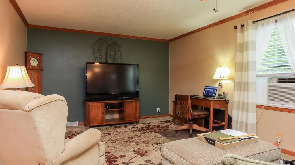 62 Christopher Lane Fremont NH 03044