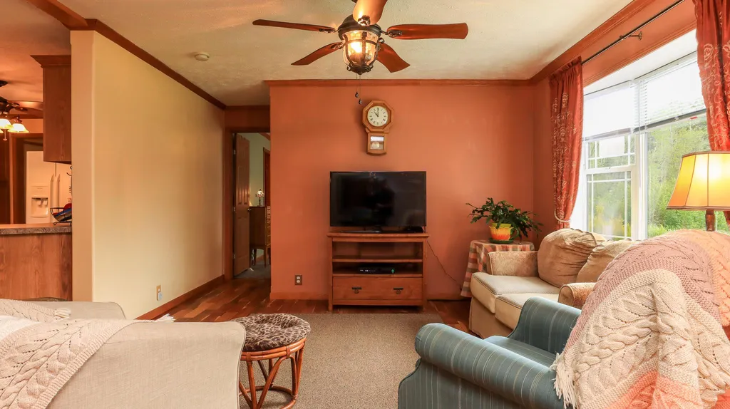 62 Christopher Lane Fremont NH 03044