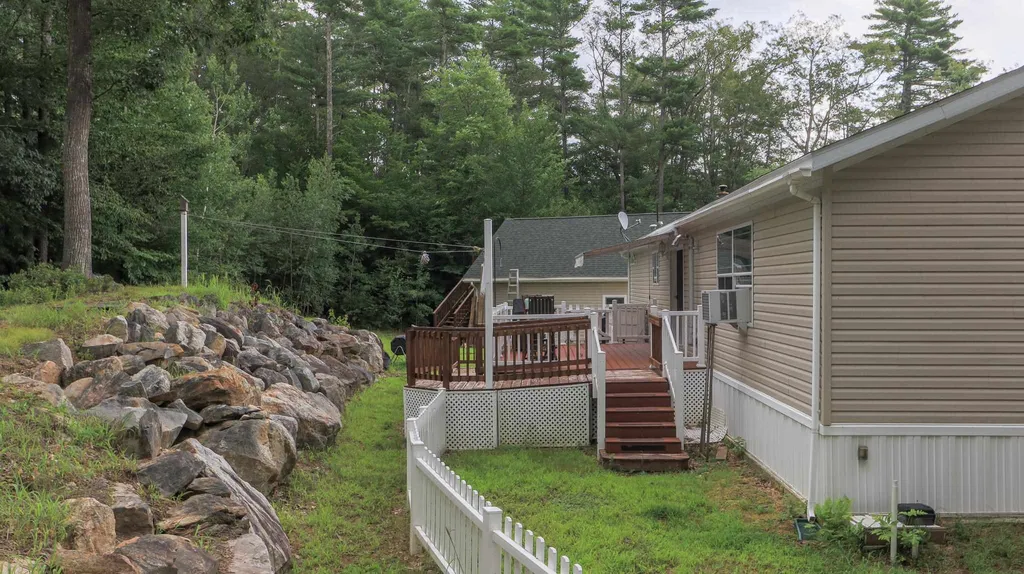 62 Christopher Lane Fremont NH 03044