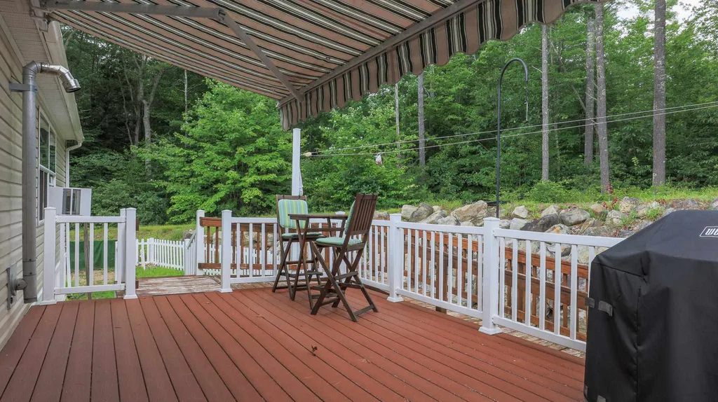 62 Christopher Lane Fremont NH 03044