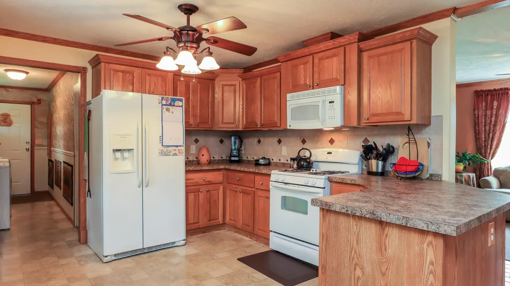 62 Christopher Lane Fremont NH 03044