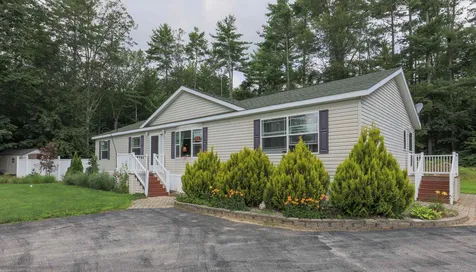 62 Christopher Lane Fremont NH 03044