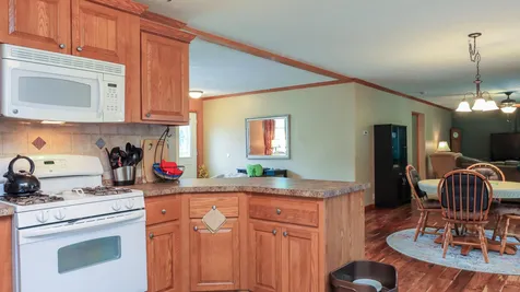 62 Christopher Lane Fremont NH 03044