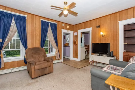 32 Mount Vernon Street Somersworth NH 03878