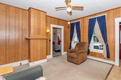 32 Mount Vernon Street Somersworth NH 03878