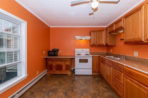 32 Mount Vernon Street Somersworth NH 03878