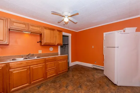 32 Mount Vernon Street Somersworth NH 03878