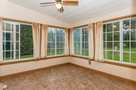 32 Mount Vernon Street Somersworth NH 03878