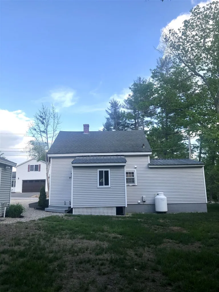 26 King Street Wolfeboro NH 03894