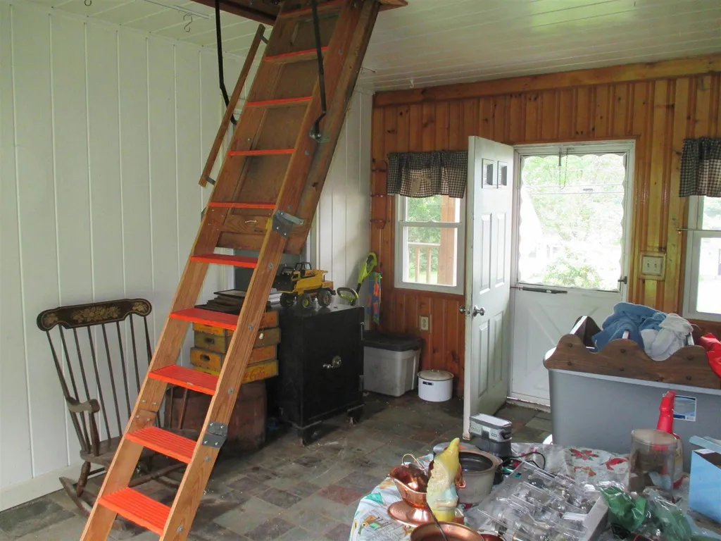 112 Tolend Road Dover NH 03820