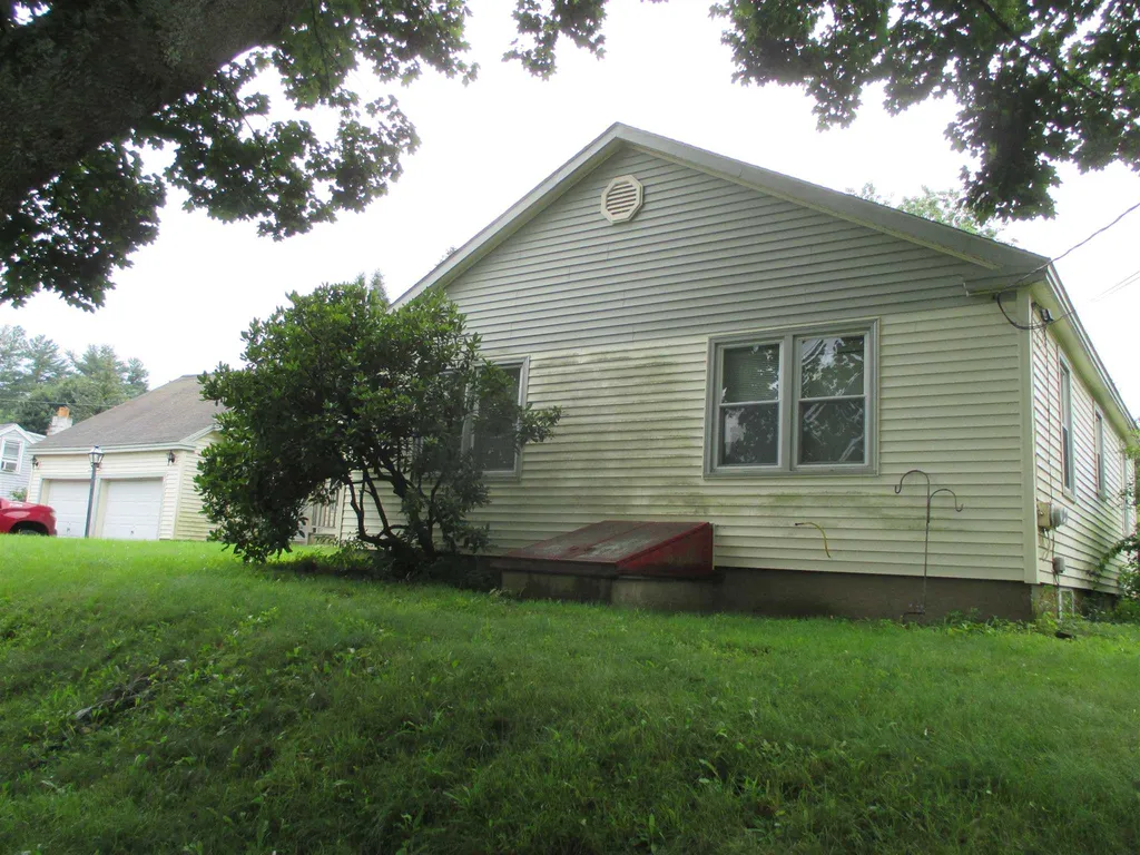 112 Tolend Road Dover NH 03820